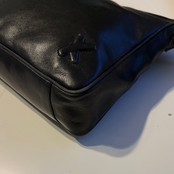 By Paloma Picasso , Elegant Black Leather Shoulder Bag - Picture 5 of 16